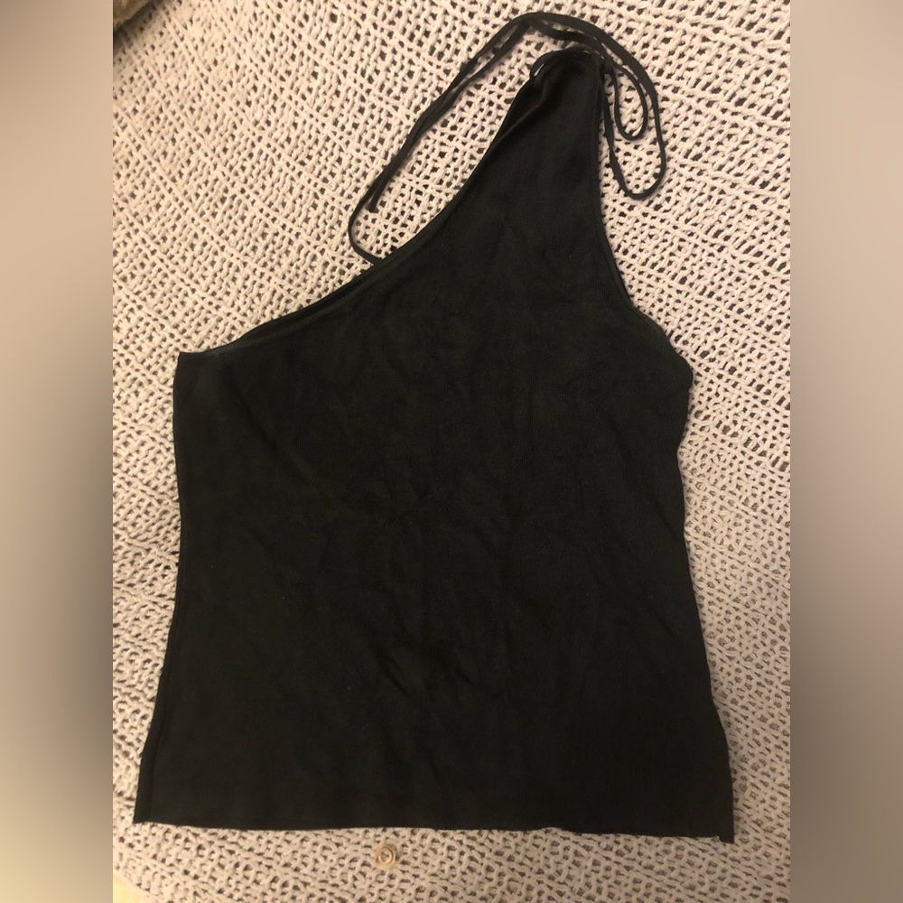 One shoulder top with decorative string